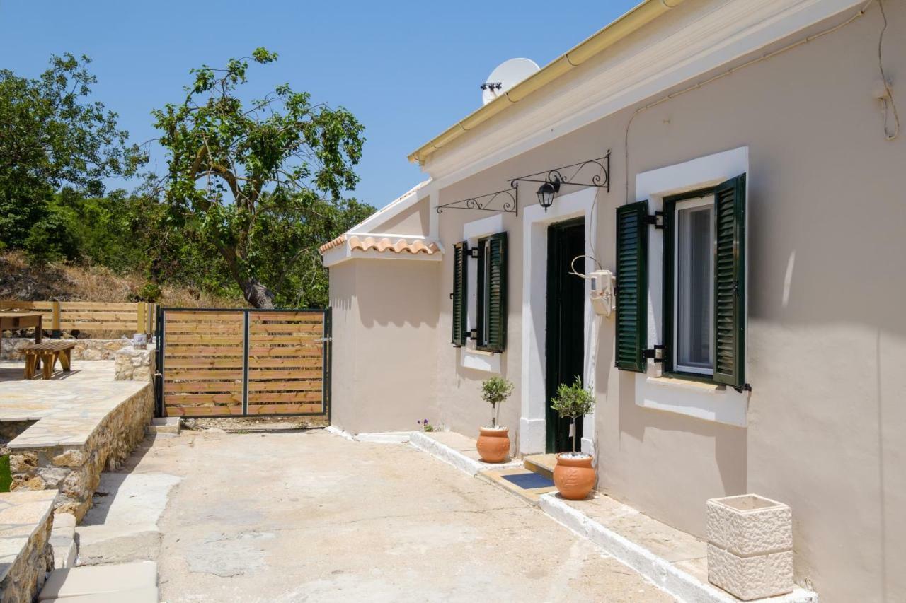 Villa Koukoutsa House With Swimming Pool Corfu Sokraki Sokrákion Exterior foto